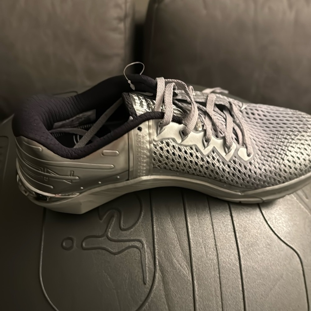 Nike Netcon 6  Premium- Metallic silver